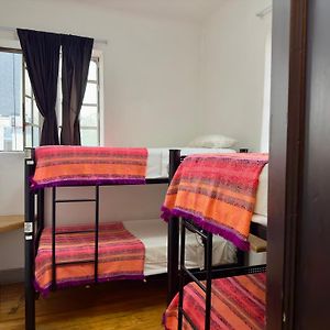 Habitación para Mujeres Compartida